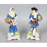 PAIR OF SAMSON CHELSEA FIGURES OF A GALLANT AND LADY, THE LADY CARRYING A RABBIT AND BASKET OF