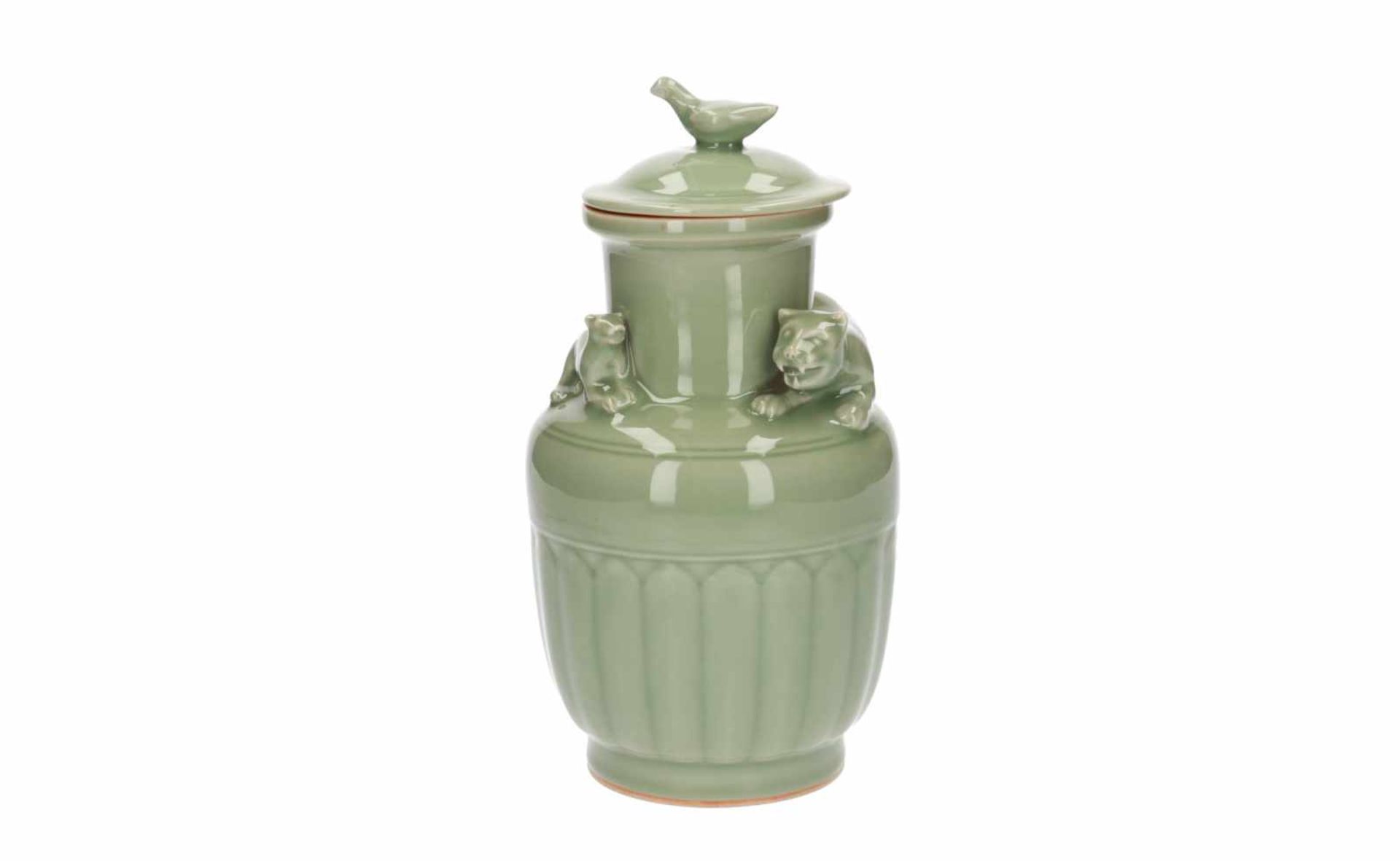 A lot of three celadon lidded vases, decorated with dragons and a tiger. All unmarked. China, 20th - Image 2 of 16