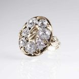 Vintage Diamant-Ring mit Blüten-Dekor Um 1930/40. 14 kt. GG und WG, gest. Ovaler, durchbrochen