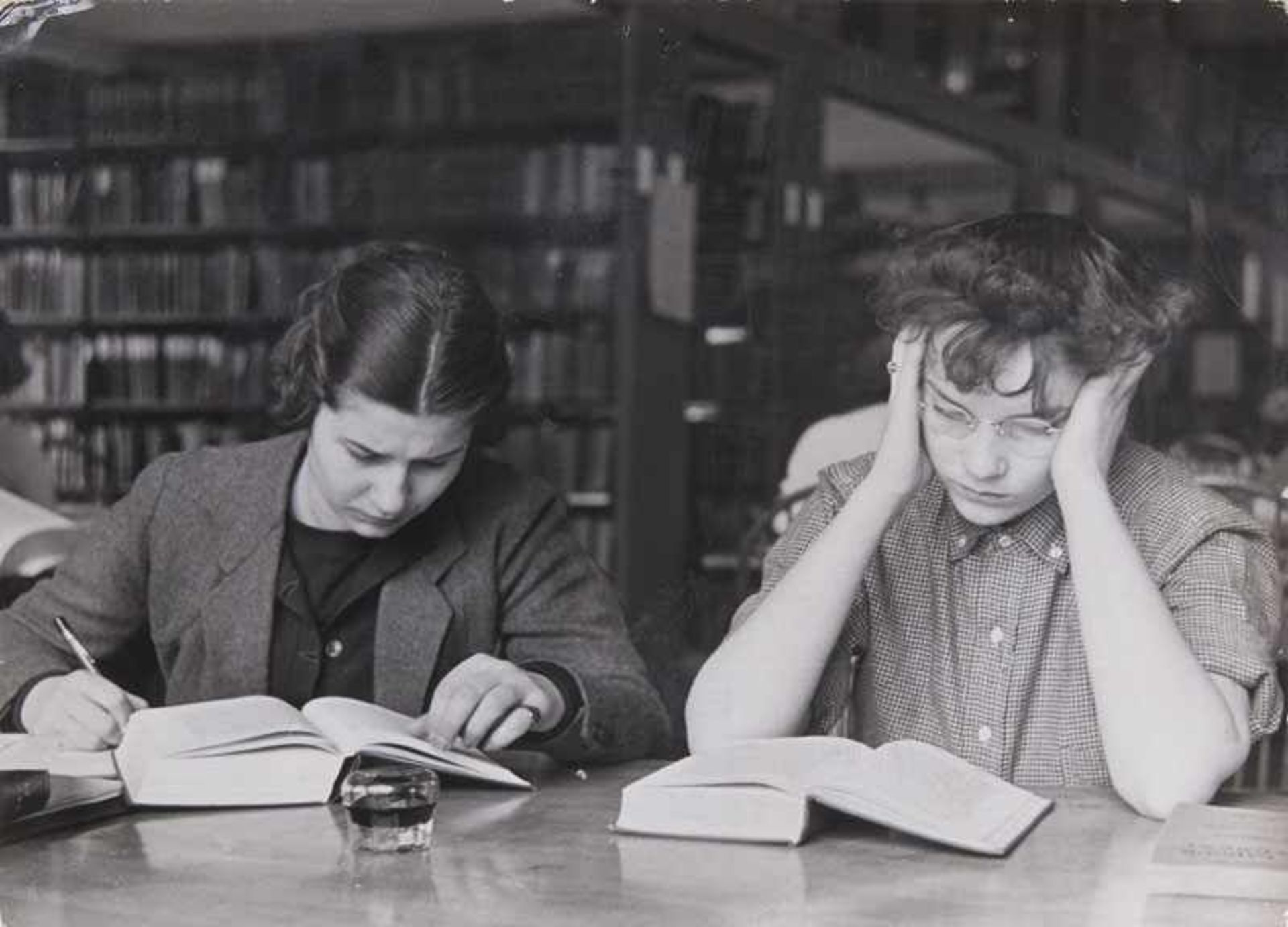 Alfred Eisenstaedt (Dierschau/Westpreußen 1898 - Oak Bluffs/Massachusetts 1995) College Girls