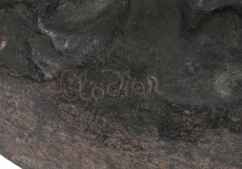 Bronze-Gruppe 'Faun mit Kindern' nach Clodion Ende 19. Jh. Bronze mit schwarzer Patina, H. 58 cm, - Image 2 of 2
