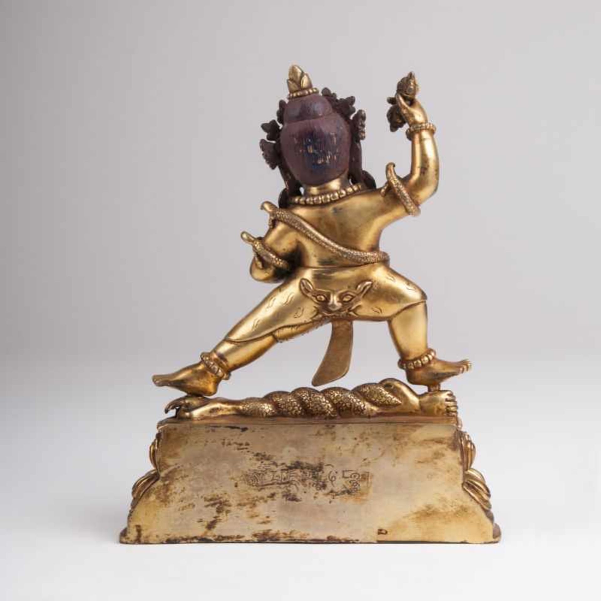 Skulptur 'Nilambara Vajrapani' Sino-tibetisch, 20. Jh. Kupferbronze, feuervergoldet, partiell - Image 2 of 3