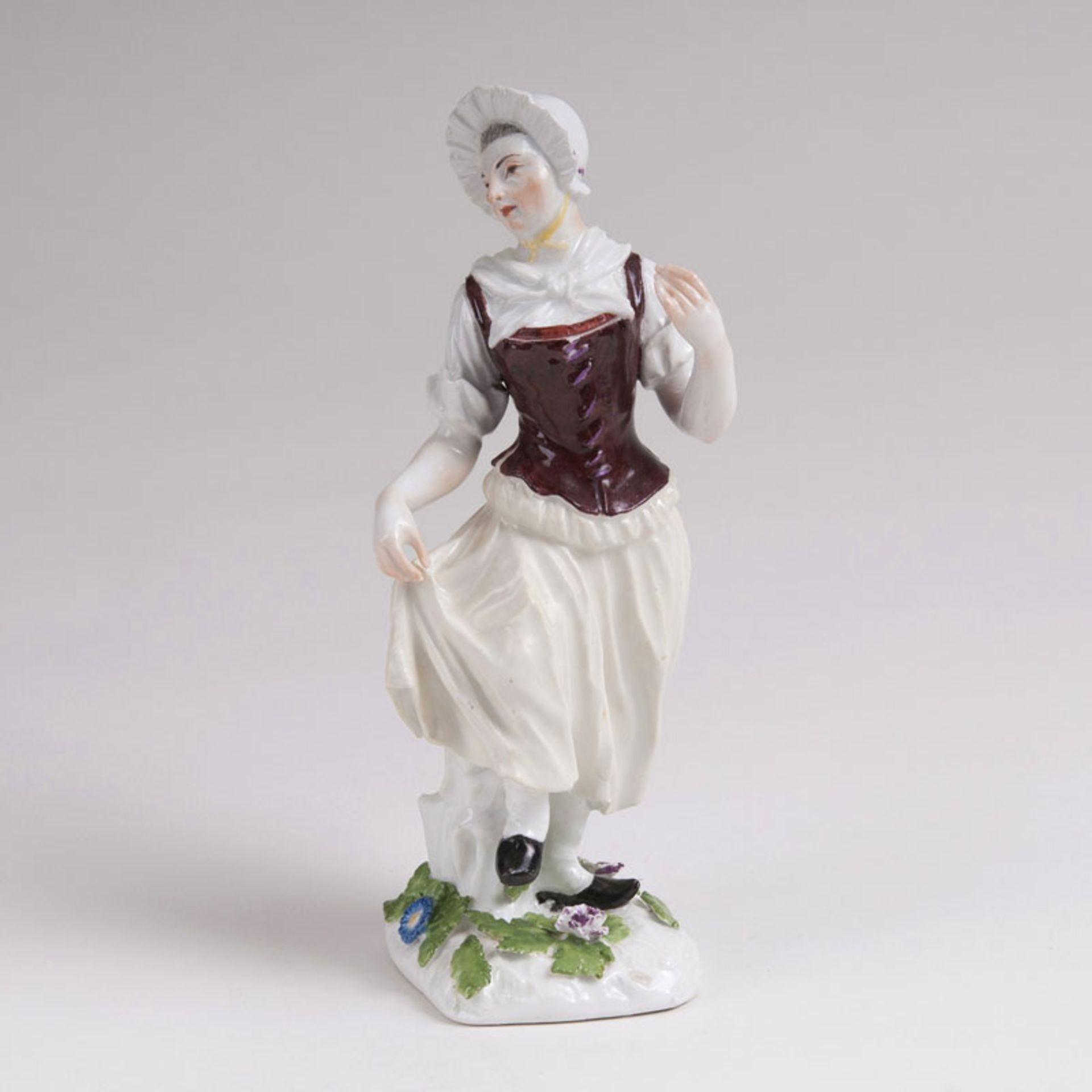 Johann Joachim Kaendler (Fischbach/Sachsen 1706 - Meissen 1775) Figur 'Tanzende Bäuerin' Meissen, um