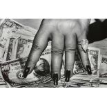 HELMUT NEWTON - Fat Hand and Dollars