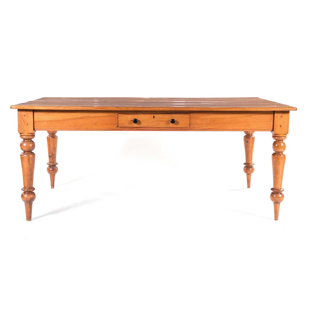 A CAPE TEN-SEATER YELLOWWOOD TABLE, LATE 19TH/ EARLY 20TH CENTURY