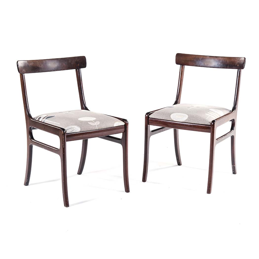 A PAIR OF RUNGSTEDLUND SIDE CHAIRS DESIGNED BY OLE WANSCHER FOR POUL JEPPSEN