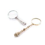 A GEORGE V SILVER MAGNIFYING GLASS, WILLIAM YATES, SHEFFIELD, 1924 of typical form, 7,5cm long,