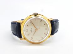 GENTLEMEN'S ZENITH G/P WRISTWATCH, circular off white dial with gold baton hour markers and Arabic