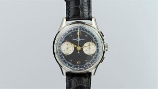 GENTLEMEN'S BAUME & MERCIER VINTAGE STAINLESS STEEL CHRONOGRAPH, circular black and gilt twin