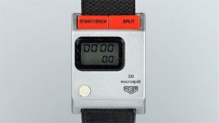 RARE GENTLEMEN'S HEUER MICROSPLIT 370 STEEL VINTAGE WATCH, rectangular digital dial in top left