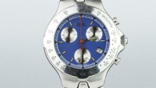 GENTLEMEN'S EBEL CHRONOGRAPH REF. 95501921, blue dial, triple register, date aperture, quartz