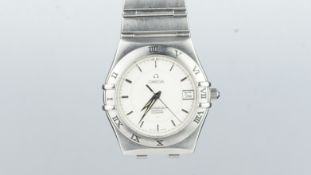 UNI SEX OMEGA CONSTELLATION PERPETUAL CALENDAR WATCH, off white dial, baton hour markers, date