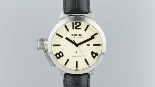 GENTLEMEN'S U-BOAT WRISTWATCH, circular cream dial with hour markers and Arabic numerals, date