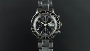 GENTLEMEN'S HAMILTON AUTOMATIC CHRONOGRAPH, circular black triple register dial with day date