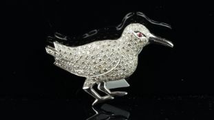 Diamond set bird brooch, set with round brilliant cut diamonds, mounted in 18ct white gold,