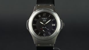 GENTLEMEN'S HUBLOT MDM POWER RESERVE WRISTWATCH, black textured dial with Arabic numerals and a date