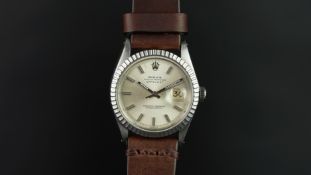 GENTLEMEN'S ROLEX DATEJUST PIE PAN DIAL REF. 1603, circular silver pie pan dial with silver baton