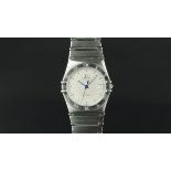 GENTLEMEN'S OMEGA CONSTALLATION WRISTWATCH, white dial date function, stainless steel case and