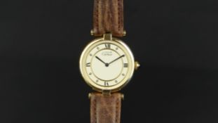 LADIES' MUST DE CARTIER PARIS vermeil circular white dial wristwatch, 9ct gold plated on silver,