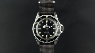 GENTLEMEN'S ROLEX SUBMARINER WRISTWATCH REF. 5513 CIRCA 1960, circular black dial with dot hour