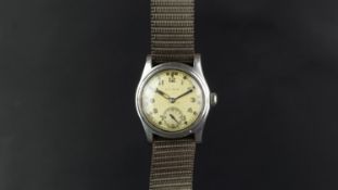 GENTLEMEN'S CYMA CROWS FOOT CASE BACK VINTAGE WRISTWATCH, circular patina dial with Arabic numerals,