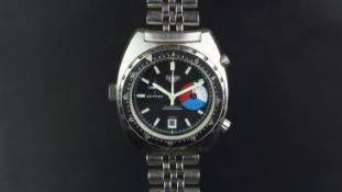 RARE GENTLEMEN'S HEUER SKIPPER CHRONOGRAPH WRISTWATCH, circular black twin register dial with