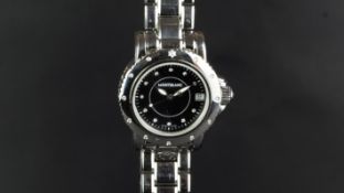 GENTLEMEN'S MONTBLANC WRISTWATCH, circular black dial with dot hour markers and a date aperture at