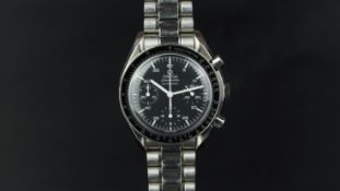 GENTLEMEN'S OMEGA SPEEDMASTER REDUCED CHRONOGRAPH WRISTWATCH, circular black triple register dial