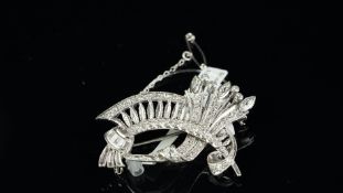 Diamond spray brooch, round and marquise cut diamonds, three marquise cut diamonds approximately 7.5