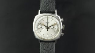 GENTS HEUER VINTAGE CHRONOGRAPH, circular silver twin register dial with baton hour markers, 37mm