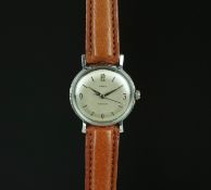 GENTLEMEN'S TIMEX WRISTWATCH, circular gold dial with gold Arabic and baton hour markers in a