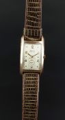 VINTAGE GRUEN CURVEX PRECISION, rectangular curved dial with rose Roman numeral and dot hour