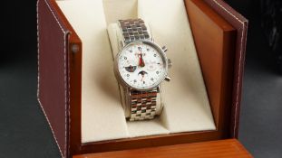 GENTLEMEN'S ALAIN SILBERSTEIN MULTI CALENDAR CHRONOGRAPH W/ BOX, circular white triple register dial