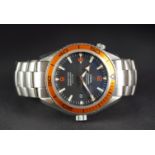 GENTS OMEGA PLANET OCEAN W/ BOX AND PAPERS, circular navy dial with luminous hour markers and hands,