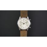 GENTS HEUER CHRONOGRAPH WRISTWATCH, circular off white twin register dial with bronze hour markers