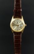 GENTLEMEN'S VINTAGE 18CT ROLEX DAY-DATE, circular champagne dial, baton hour markers, fluted