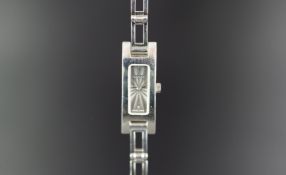 LADIES GUCCI WRISTWATCH REF. 3900L, rectangular sunburst grey dial with silver hands , 12x33mm