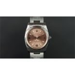 GENTLEMEN'S ROLEX OYSTER PERPETUAL AIRKING CIRCA 2008, circular salmon dial with white baton hour