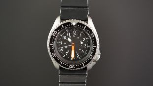 GENTS SEIKO DIVER WRISTWATCH, circular black dial with arabic numerals and luminous hands,