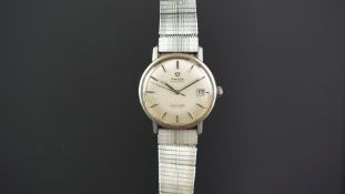 GENTS OMEGA SEAMASTER DE VILLE WRISTWATCH, circular silver dial with baton hour markers and a date