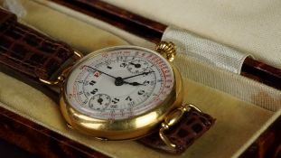 GENTLEMEN'S 18K GOLD SINGLE BUTTON CHRONOGRAPH WRISTWATCH CIRCA 1920, circular twin register two