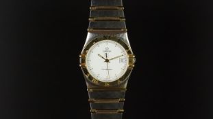 MID SIZE OMEGA CONSTELLATION WRISTWATCH, circular white dial with dot hour markers, date aperture
