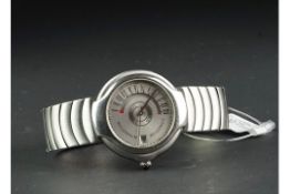 GENTLEMEN'S ALFRED DUNHILL MILLENNIUM WRISTWATCH, circular silver dial with date aperture and