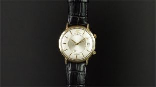 GENTLEMEN'S JAEGER LE COULTRE JUMBO MEMOVOX WRISTWATCH, circular silver dial with gold hour markers,