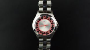 LADIES' STAINLESS STEEL MARC JACOBS QUARTZ WRISTWATCH, ref MBM3294, circular 34mm stainless steel