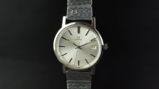 GENTLEMEN'S OMEGA DATE WRISTWATCH, circular silver dial with black hour markers and a date aperture,