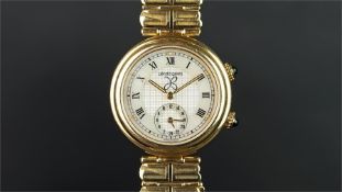 GENTLEMEN'S GERALD GENTA 18K GOLD MOTHER OF PEARL DIAL WRISTWATCH, circular two tone mother of pearl