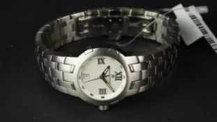 LADIES' STAINLESS STEEL MAURICE LACROIX QUARTZ DATE WRISTWATCH, ref AF23462, circular 28mm stainless