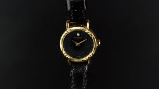 LADIES' RAYMOND WEIL WRISTWATCH, circular black dial with dauphine hands, coin edge bezel on a