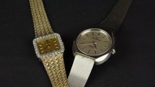 TWO LADIES' WRISTWATCHES - OMEGA CONSTELLATION QUARTZ, 28mm octagonal stainless steel case, silver